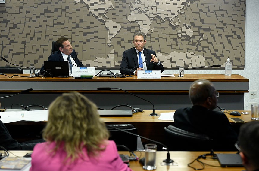 Mesa: 
presidente eventual da CRA, senador Vanderlan Cardoso (PSD-GO);
ministro de Estado da Pesca e Aquicultura, André Carlos Alves de Paula Filho em pronunciamento.