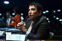 Magno Malta critica governo por preços dos alimentos e inflação