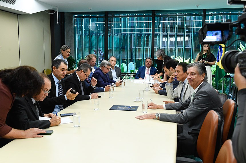 Participam:
presidente da CMO, deputado Julio Arcoverde (PP-PI);
deputado Zeca Dirceu (PT-PR);
senador Zequinha Marinho (Podemos-PA); 
deputada Adriana Ventura (Novo-SP);
senador Izalci Lucas (PL-DF);
deputada Adriana Ventura (Novo-SP).