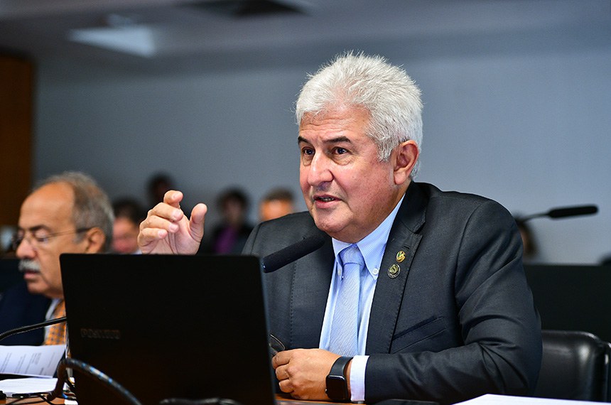 À bancada, em pronunciamento, relator do PL 2/2021 e PL 3.490/2024, senador Astronauta Marcos Pontes (PL-SP).