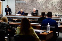 Brasil precisa avançar na produção de vacinas, aponta audiência pública