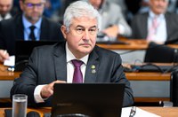 Vai ao Plenário acordo de serviços aéreos entre Brasil e Albânia