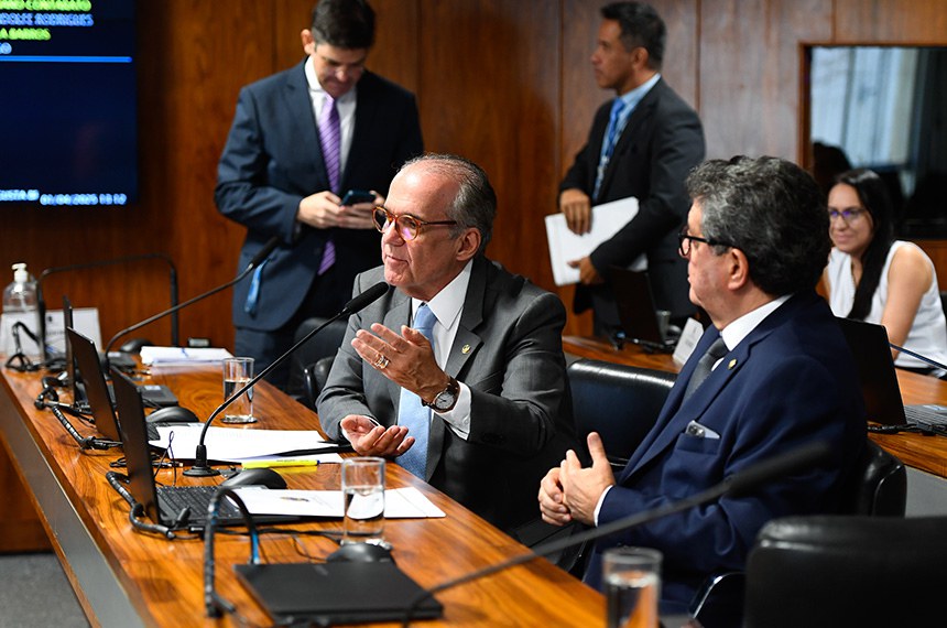 Bancada:
senador Fernando Farias (MDB-AL).