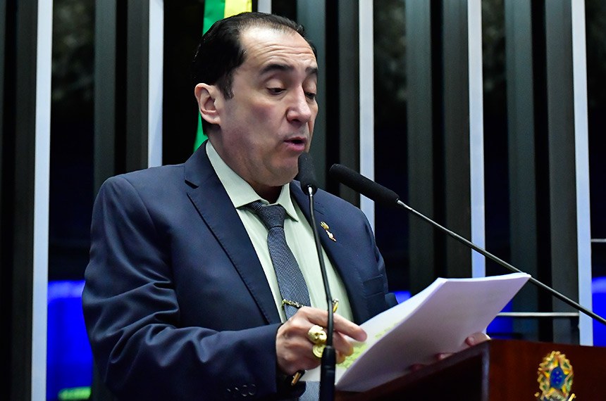 Em discurso, à tribuna, senador Jorge Kajuru (PSB-GO).