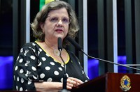 Teresa Leitão defende fortalecimento da democracia