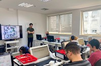 Especialista explica direitos e desafios no trabalho para pessoas com TEA