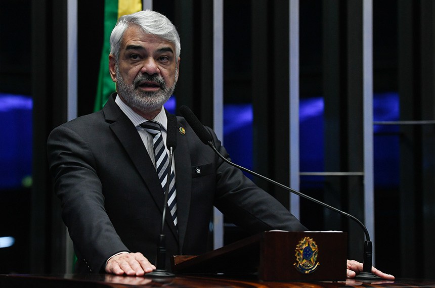 À tribuna, em discurso, 2º vice-presidente do Senado Federal, senador Humberto Costa (PT-PE).