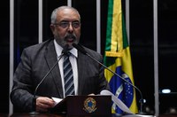 Paim destaca avanços e desafios na inclusão de autistas