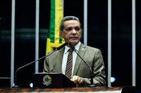 Mecias defende revogação do teto do Perse