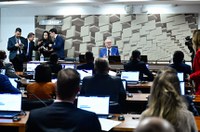 CAE aprova programa para livro didático em escolas técnicas