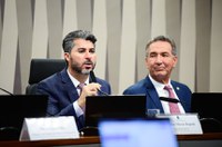 CI vai debater partilha de infraestrutura de energia e telecomunicações