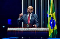 Esperidião Amin cobra explicações sobre acolhimento a ex-primeira-dama do Peru