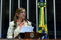 Dra. Eudócia defende política nacional para vacinas contra o câncer com RNA mensageiro