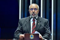 Paim celebra aprovação de projeto que amplia e prorroga cotas no serviço público