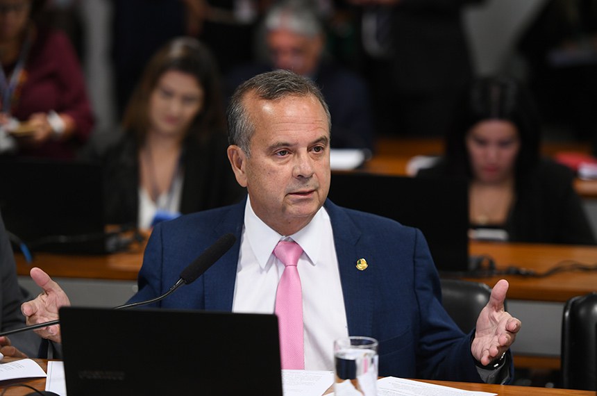 Bancada:
senador Rogerio Marinho (PL-RN), em pronunciamento.
