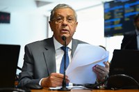 CRA aprova regras para transporte rural de cargas perigosas