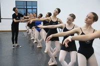 Sessão especial celebra os 25 anos da Escola do Teatro Bolshoi de Joinville