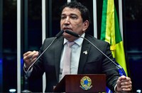 Magno Malta volta a defender criação da CPMI do INSS