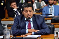 Beto Faro questiona projeto que concede a Recife o título de capital do brega