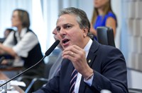 CE e CTFC ouvem Camilo Santana na quarta