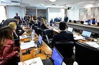 CCJ acata penas maiores para crimes cometidos em escolas