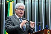 Plenário confirma indicado para embaixada no Panamá