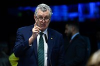 Heinze cobra solução para dívida dos agricultores gaúchos