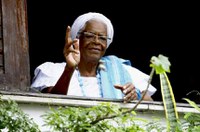 Congresso vai homenagear Mãe Stella de Oxóssi