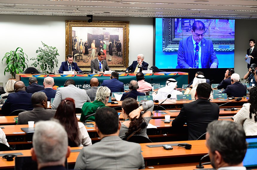 Mesa: 
presidente da Comissão de Relações Exteriores e de Defesa Nacional (CRE) da Câmara dos Deputados, deputado Filipe Barros (PL-PR); 
presidente da Comissão de Relações Exteriores e de Defesa Nacional (CRE) do Senado Federal, senador Nelsinho Trad (PSD-MS); 
senador Jaques Wagner (PT-BA).
