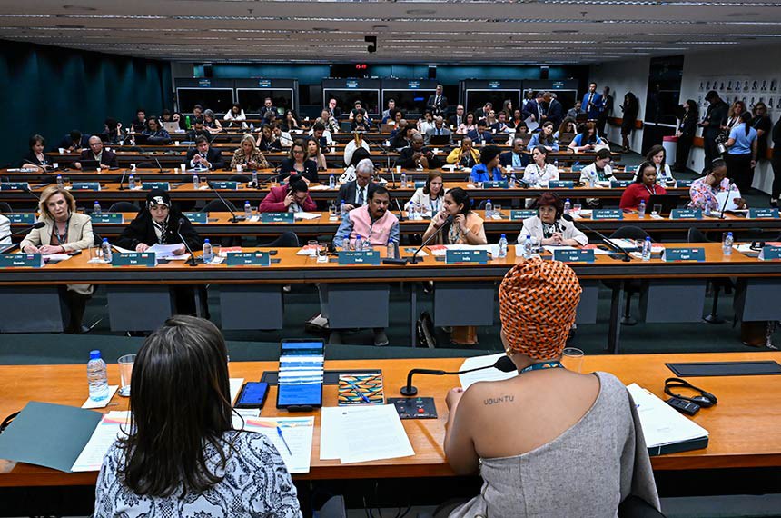 Bancada:
chefe do Secretariado da Vice-Presidente, Sra. Inna Svyatenko, Marina Astakhova;
deputada da Duma Estatal da Assembleia Federal da Federação Russa, Roza Chemeris;
vice-presidente do Conselho da Federação, Inna Svyatenko; 
deputada Maryam Abdollahi;
membro do Parlamento Lok Sabha, Vijay Baghel;
membro do Parlamento (Lok Sabha), Shabari Byreddy;
deputada, presidente da comissão de Turismo, Nora Ali Abdelsamie.