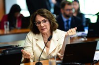 Proibição de visita íntima a adolescente privado de liberdade segue para a CCJ