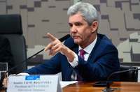 CRA instala subcomissão para acompanhar embargos de terras do Ibama