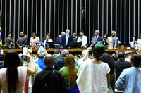 Legado religioso e social de Mãe Stella de Oxóssi é reverenciado em sessão solene