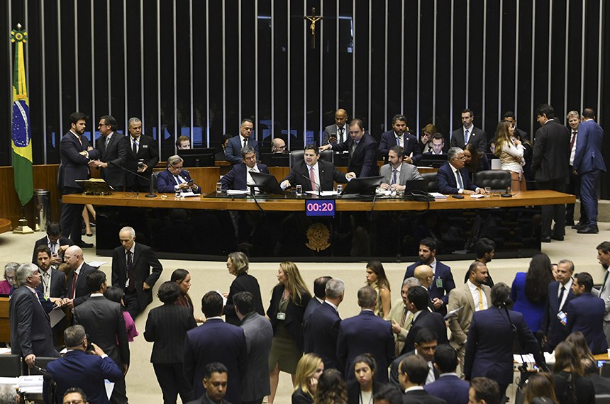 Mesa: 
senador Izalci Lucas (PL-DF); 
líder do governo no Congresso Nacional, senador Randolfe Rodrigues (PT-AP); 
presidente do Senado Federal, senador Davi Alcolumbre (União-AP); 
secretário-geral da Mesa do Senado Federal, Danilo Augusto Barboza de Aguiar; 
senador Eduardo Girão (Novo-CE).