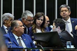 Mesa: 
senador Eduardo Girão (Novo-CE);
senador Izalci Lucas (PL-DF)
líder do governo no Congresso no Congresso Nacional, senador Randolfe Rodrigues (PT-AP);
senadora Professora Dorinha Seabra (União-TO)
presidente do Senado Federal, senador Davi Alcolumbre (União-AP); 
secretário-geral da Mesa do Senado Federal, Danilo Augusto Barboza de Aguiar;
vice-presidente do Senado Federal, senador Eduardo Gomes (PL-TO),
senador Eduardo Girão (Novo-CE).