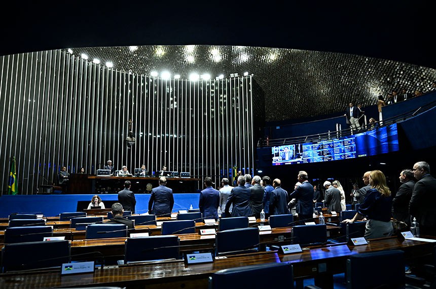 Bancada:
líder do governo no Senado Federal, senador Jaques Wagner (PT-BA);
prefeito do Rio de Janeiro (RJ) e presidente da Frente Nacional de Prefeitos (FN), Eduardo Paes;
prefeito de São Paulo (SP), Ricardo Nunes;
prefeito de Salvador (BA), Bruno Reis;
prefeito de Mossoró (RN), Allyson Bezerra;
prefeito de Porto Alegre (RS), Sebastião Melo;
prefeito de Goiânia (GO), Sandro Mabel.