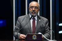 Paim cobra agilidade na construção de diques no RS para conter enchentes