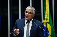 Girão denuncia perseguição política em cassação do prefeito de Juazeiro do Norte