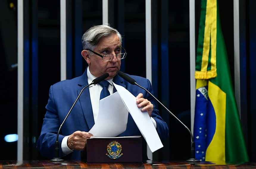 Em discurso, à tribuna, senador Izalci Lucas (PL-DF). 