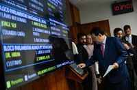 Política de governança da administração pública vai à CCJ