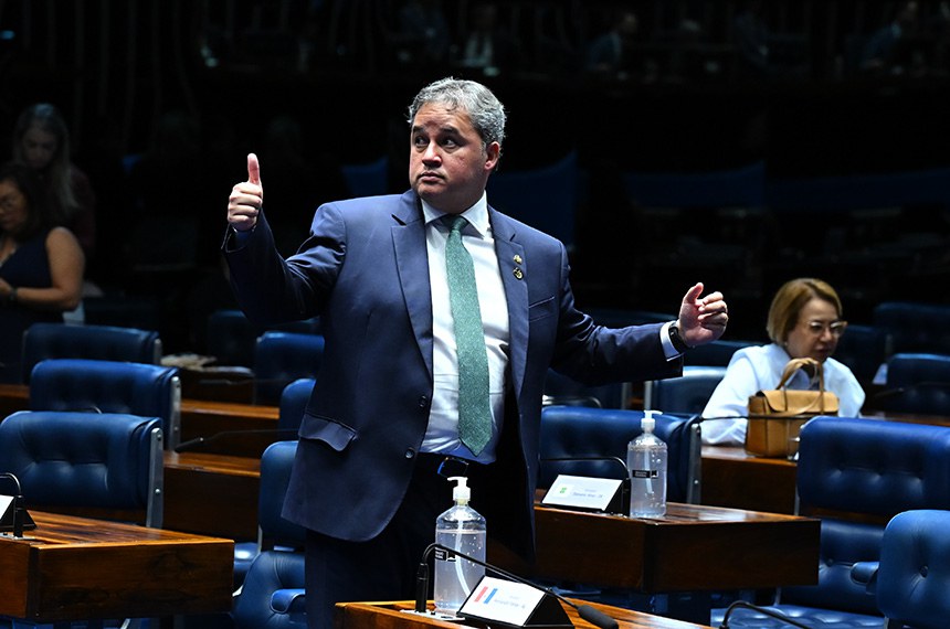Em destaque, relator do PLP 141/2024, senador Efraim Filho (União-PB).