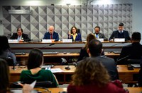 Educação financeira é fundamental para utilizar o consignado, aponta debate