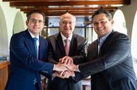 Davi diz que Congresso e governo atuarão juntos em reação a tarifaço dos EUA