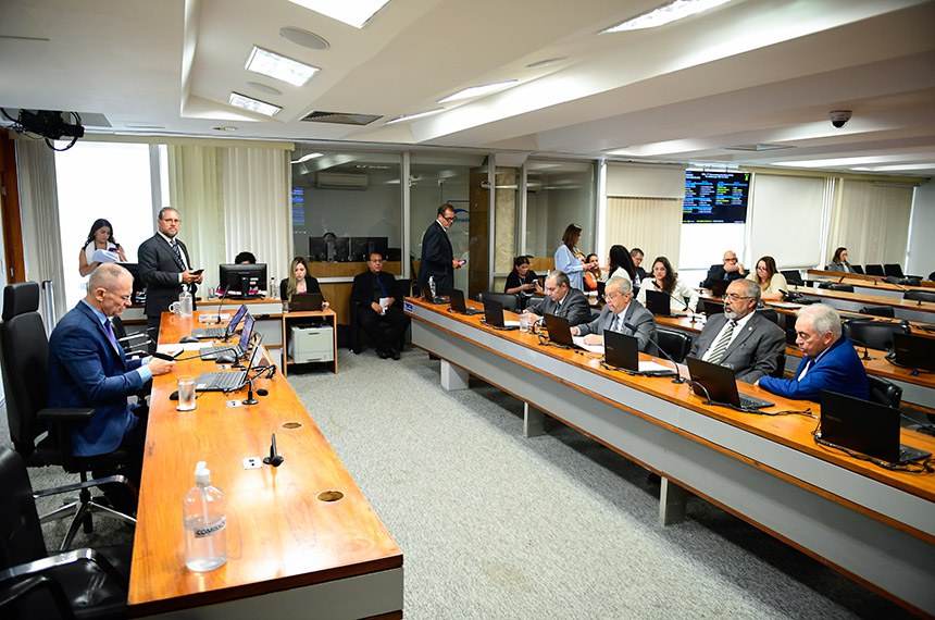 Bancada:
senador Jayme Campos (União-MT); 
senador Paulo Paim (PT-RS); 
senador Otto Alencar (PSD-BA).