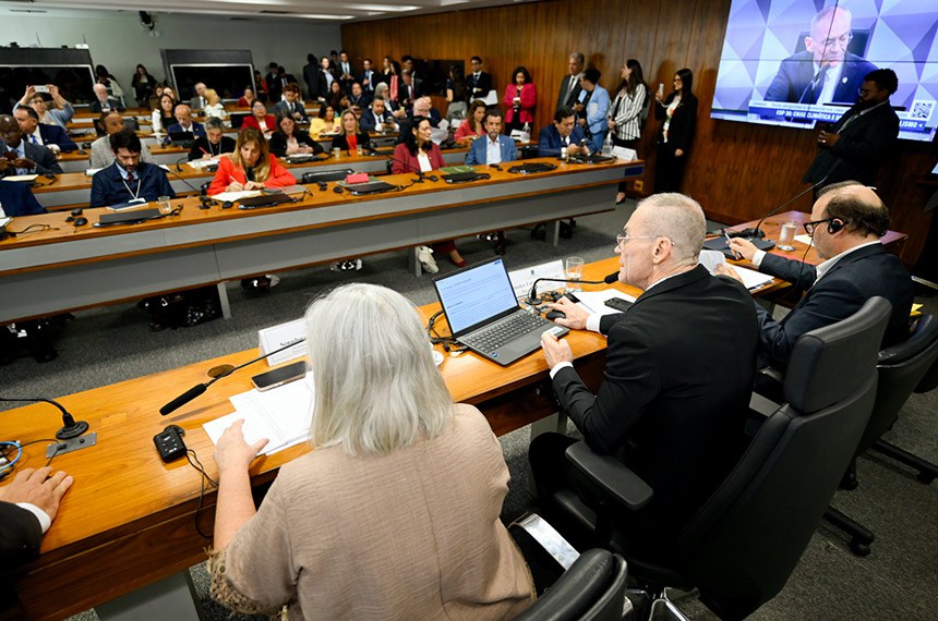 Mesa: 
presidente da Comissão de Meio Ambiente, Mudança Climática e Bens Nacionais do Chile, senador Alfonso de Urresti Longton; 
presidente da CMA, senador Fabiano Contarato (PT-ES); 
presidente da Comissão de Ambiente e Desenvolvimento Sustentável da Argentina, senadora Edith Terenzi.