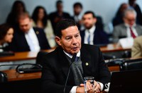 CRE vai debater defesa nacional, soberania e paz com ministro da Defesa