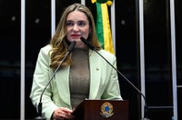 Augusta Brito destaca avanços do programa Minha Casa, Minha Vida