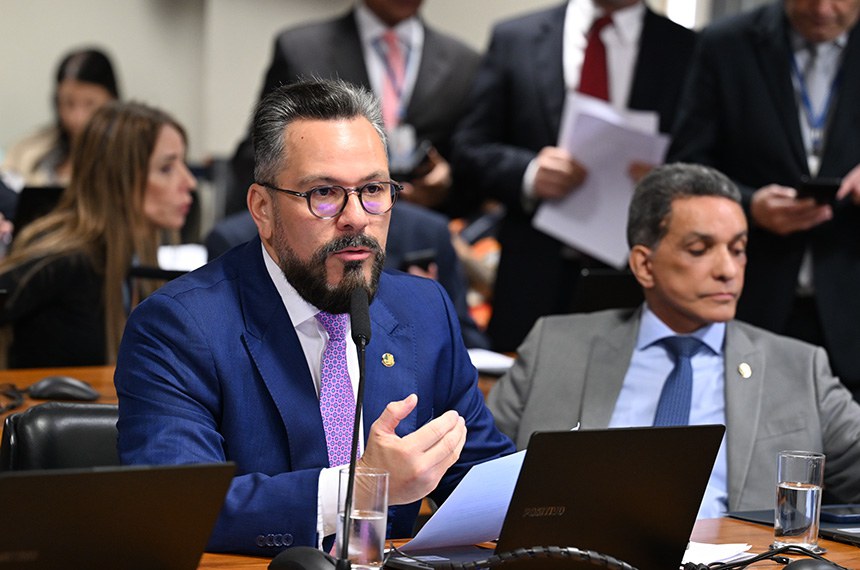 Bancada:
senador Alan Rick (União-AC), em pronunciamento;
senador Mecias de Jesus (Republicanos-RR).