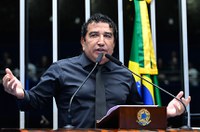 Magno Malta defende nova CPI da Pedofilia