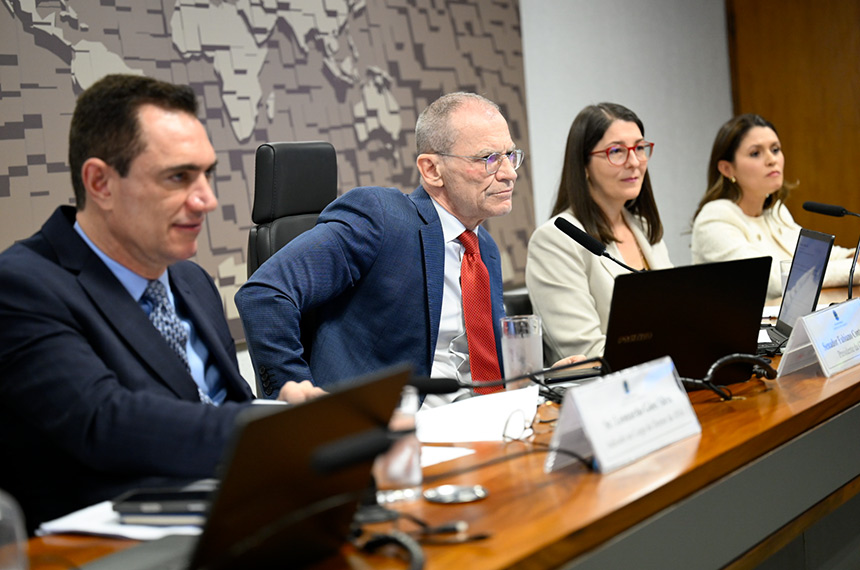 Três indicações para diretoria da ANA vão a Plenário